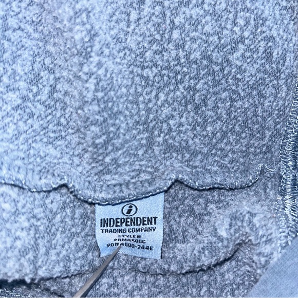 NWOT Stagecoach 2024 Sweatshirt Size L - Picture 7 of 10